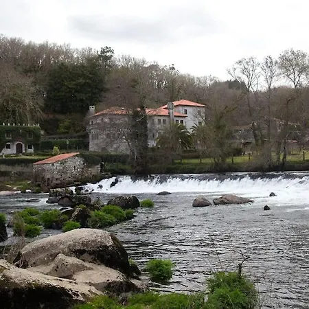 A Casa Da Moreira - En Ponte Maceira Сasa de vacaciones *
