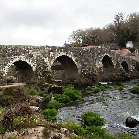 A Casa Da Moreira - En Ponte Maceira Сasa de vacaciones